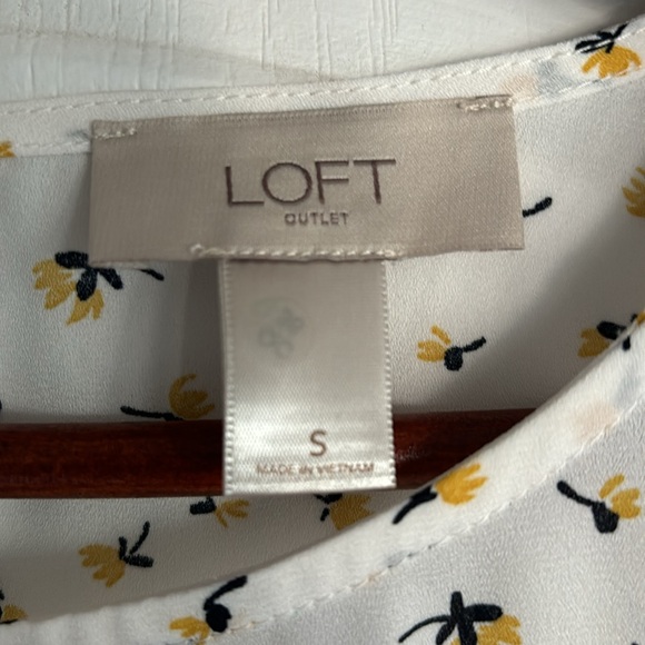 LOFT Blouse - Picture 4 of 6